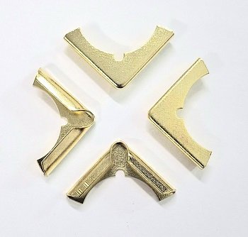 CANTONEIRA DE CANTO VIVO 18X18 MM LATONADA